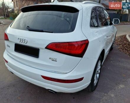 Білий Ауді Ку 5, об'ємом двигуна 2 л та пробігом 190 тис. км за 15555 $, фото 5 на Automoto.ua