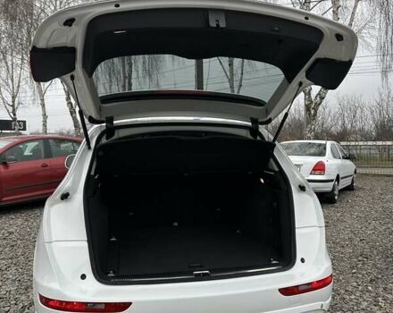 Белый Ауди Ку 5, объемом двигателя 2 л и пробегом 142 тыс. км за 14900 $, фото 22 на Automoto.ua