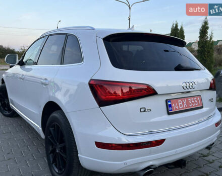 Белый Ауди Ку 5, объемом двигателя 2 л и пробегом 156 тыс. км за 14650 $, фото 10 на Automoto.ua