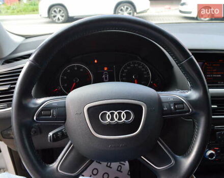 Белый Ауди Ку 5, объемом двигателя 2 л и пробегом 98 тыс. км за 15900 $, фото 17 на Automoto.ua