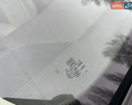 Білий Ауді Ку 5, об'ємом двигуна 2 л та пробігом 250 тис. км за 13999 $, фото 16 на Automoto.ua