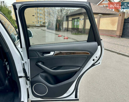 Белый Ауди Ку 5, объемом двигателя 1.98 л и пробегом 191 тыс. км за 16999 $, фото 24 на Automoto.ua