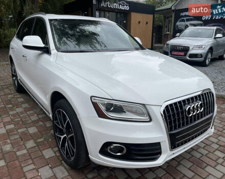 Ауді Ку 5 2015 у Рівному на Automoto.ua Білий Ауді Ку 5, об'ємом двигуна 2 л та пробігом 250 тис. км за 14700 $, фото 4 на Automoto.ua