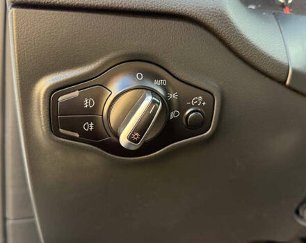 Белый Ауди Ку 5, объемом двигателя 1.98 л и пробегом 155 тыс. км за 14999 $, фото 13 на Automoto.ua