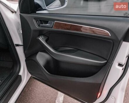 Белый Ауди Ку 5, объемом двигателя 1.98 л и пробегом 170 тыс. км за 14600 $, фото 58 на Automoto.ua