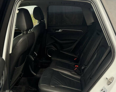 Белый Ауди Ку 5, объемом двигателя 1.98 л и пробегом 160 тыс. км за 18000 $, фото 7 на Automoto.ua