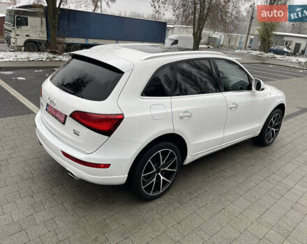 Білий Ауді Ку 5, об'ємом двигуна 2 л та пробігом 250 тис. км за 13999 $, фото 13 на Automoto.ua