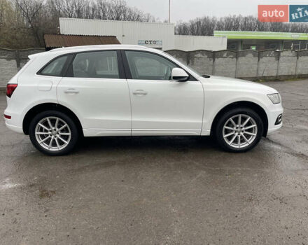 Білий Ауді Ку 5, об'ємом двигуна 2 л та пробігом 199 тис. км за 20900 $, фото 4 на Automoto.ua