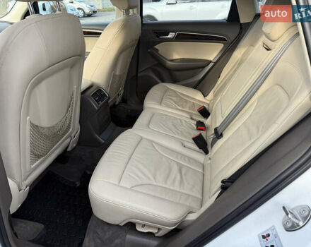 Білий Ауді Ку 5, об'ємом двигуна 2 л та пробігом 201 тис. км за 15999 $, фото 15 на Automoto.ua