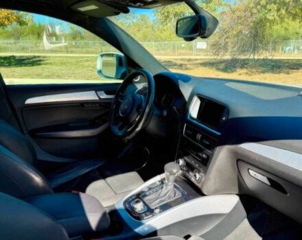 Білий Ауді Ку 5, об'ємом двигуна 2 л та пробігом 110 тис. км за 8000 $, фото 12 на Automoto.ua