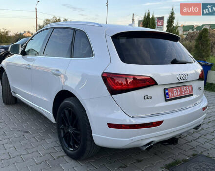 Белый Ауди Ку 5, объемом двигателя 2 л и пробегом 125 тыс. км за 14350 $, фото 5 на Automoto.ua