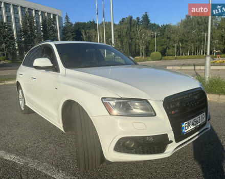 Белый Ауди Ку 5, объемом двигателя 1.98 л и пробегом 173 тыс. км за 17900 $, фото 6 на Automoto.ua