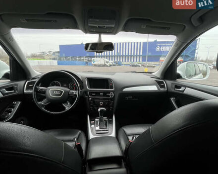 Белый Ауди Ку 5, объемом двигателя 2 л и пробегом 199 тыс. км за 15300 $, фото 8 на Automoto.ua