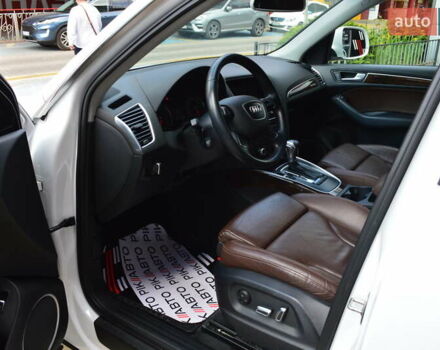 Белый Ауди Ку 5, объемом двигателя 2 л и пробегом 98 тыс. км за 15900 $, фото 11 на Automoto.ua