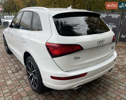 Ауді Ку 5 2015 у Рівному на Automoto.ua Білий Ауді Ку 5, об'ємом двигуна 2 л та пробігом 250 тис. км за 14700 $, фото 2 на Automoto.ua