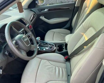 Белый Ауди Ку 5, объемом двигателя 1.98 л и пробегом 190 тыс. км за 16000 $, фото 4 на Automoto.ua