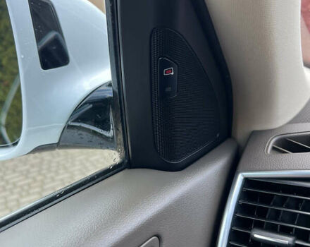 Білий Ауді Ку 5, об'ємом двигуна 2 л та пробігом 205 тис. км за 13450 $, фото 41 на Automoto.ua