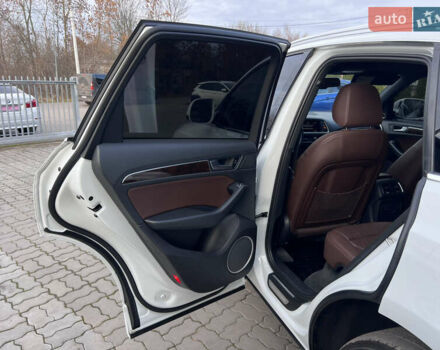 Белый Ауди Ку 5, объемом двигателя 2 л и пробегом 212 тыс. км за 14990 $, фото 37 на Automoto.ua