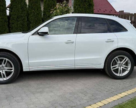 Білий Ауді Ку 5, об'ємом двигуна 1.98 л та пробігом 161 тис. км за 12700 $, фото 4 на Automoto.ua