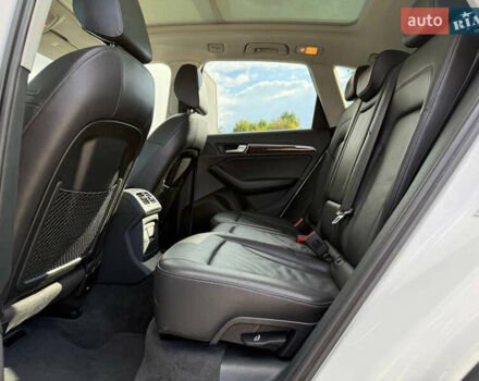 Белый Ауди Ку 5, объемом двигателя 1.98 л и пробегом 78 тыс. км за 19700 $, фото 5 на Automoto.ua