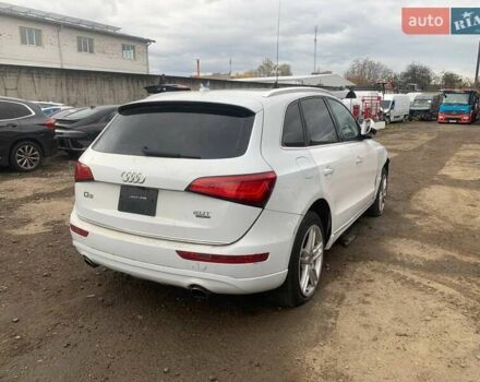 Белый Ауди Ку 5, объемом двигателя 1.98 л и пробегом 173 тыс. км за 9800 $, фото 4 на Automoto.ua