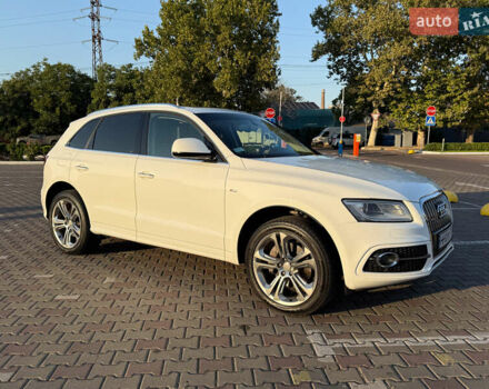 Білий Ауді Ку 5, об'ємом двигуна 2.97 л та пробігом 199 тис. км за 23500 $, фото 48 на Automoto.ua