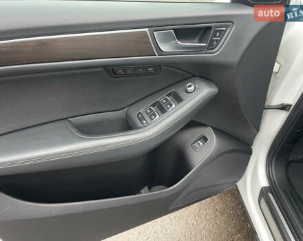 Білий Ауді Ку 5, об'ємом двигуна 2 л та пробігом 199 тис. км за 20900 $, фото 15 на Automoto.ua