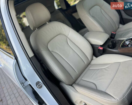 Белый Ауди Ку 5, объемом двигателя 2 л и пробегом 249 тыс. км за 13500 $, фото 51 на Automoto.ua