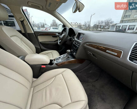 Білий Ауді Ку 5, об'ємом двигуна 2 л та пробігом 200 тис. км за 14990 $, фото 90 на Automoto.ua