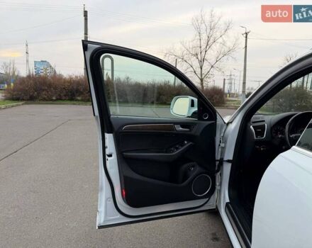 Білий Ауді Ку 5, об'ємом двигуна 1.98 л та пробігом 167 тис. км за 17000 $, фото 34 на Automoto.ua