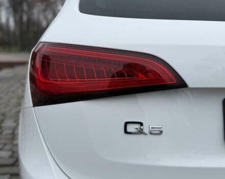 Белый Ауди Ку 5, объемом двигателя 1.98 л и пробегом 229 тыс. км за 15000 $, фото 16 на Automoto.ua