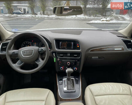 Білий Ауді Ку 5, об'ємом двигуна 2 л та пробігом 250 тис. км за 13999 $, фото 21 на Automoto.ua
