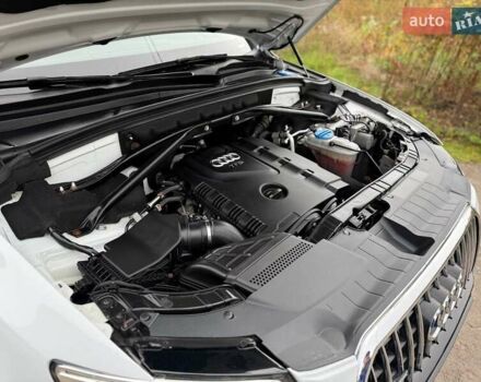 Белый Ауди Ку 5, объемом двигателя 2 л и пробегом 124 тыс. км за 16400 $, фото 17 на Automoto.ua