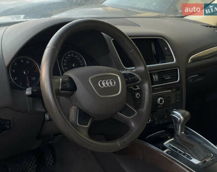 Білий Ауді Ку 5, об'ємом двигуна 2 л та пробігом 203 тис. км за 9950 $, фото 6 на Automoto.ua