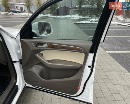 Білий Ауді Ку 5, об'ємом двигуна 2 л та пробігом 250 тис. км за 13999 $, фото 28 на Automoto.ua