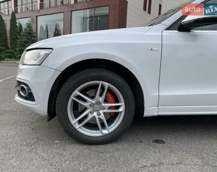 Белый Ауди Ку 5, объемом двигателя 3 л и пробегом 127 тыс. км за 18500 $, фото 33 на Automoto.ua