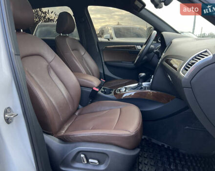 Белый Ауди Ку 5, объемом двигателя 2 л и пробегом 212 тыс. км за 14990 $, фото 31 на Automoto.ua