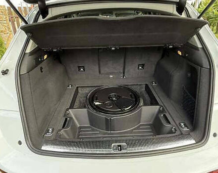 Білий Ауді Ку 5, об'ємом двигуна 1.98 л та пробігом 161 тис. км за 12700 $, фото 21 на Automoto.ua