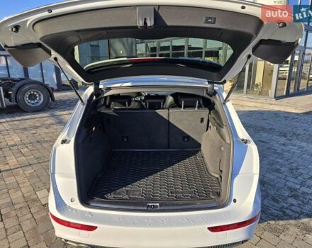 Белый Ауди Ку 5, объемом двигателя 1.97 л и пробегом 247 тыс. км за 19999 $, фото 14 на Automoto.ua