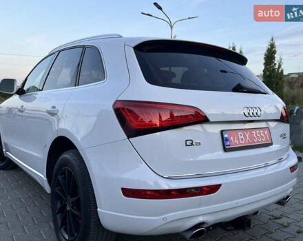 Белый Ауди Ку 5, объемом двигателя 2 л и пробегом 125 тыс. км за 14350 $, фото 9 на Automoto.ua