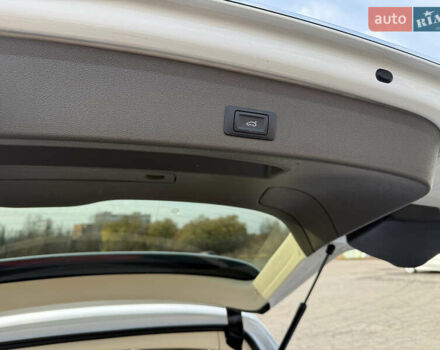 Білий Ауді Ку 5, об'ємом двигуна 2 л та пробігом 201 тис. км за 15999 $, фото 19 на Automoto.ua