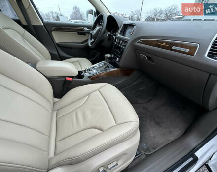 Білий Ауді Ку 5, об'ємом двигуна 2 л та пробігом 200 тис. км за 14990 $, фото 78 на Automoto.ua