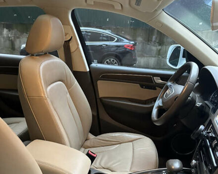 Белый Ауди Ку 5, объемом двигателя 2 л и пробегом 155 тыс. км за 24500 $, фото 21 на Automoto.ua