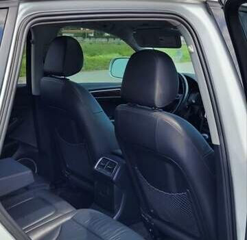 Белый Ауди Ку 5, объемом двигателя 2.97 л и пробегом 165 тыс. км за 21300 $, фото 9 на Automoto.ua