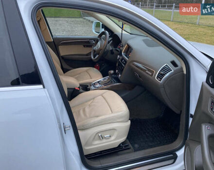 Белый Ауди Ку 5, объемом двигателя 1.98 л и пробегом 162 тыс. км за 18000 $, фото 12 на Automoto.ua