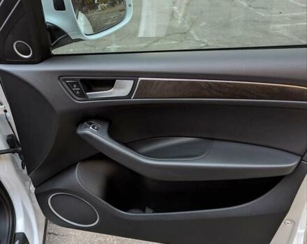 Ауді Ку 5 2015 у Києві на Automoto.ua Білий Ауді Ку 5, об'ємом двигуна 3 л та пробігом 95 тис. км за 17999 $, фото 33 на Automoto.ua