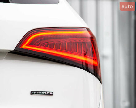 Белый Ауди Ку 5, объемом двигателя 1.98 л и пробегом 99 тыс. км за 15800 $, фото 24 на Automoto.ua