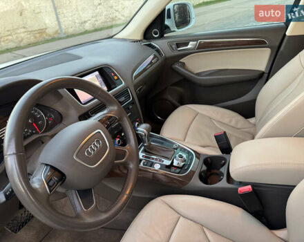 Білий Ауді Ку 5, об'ємом двигуна 2 л та пробігом 173 тис. км за 15700 $, фото 7 на Automoto.ua