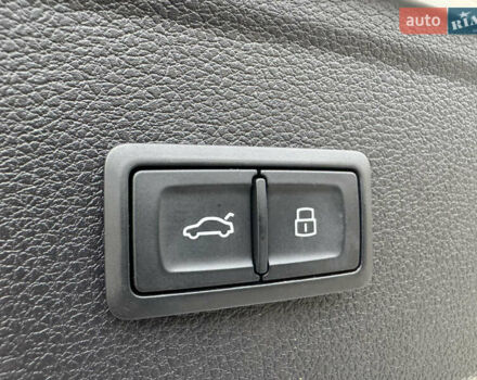 Білий Ауді Ку 5, об'ємом двигуна 2 л та пробігом 185 тис. км за 20990 $, фото 18 на Automoto.ua