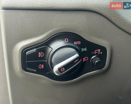 Білий Ауді Ку 5, об'ємом двигуна 1.98 л та пробігом 130 тис. км за 16950 $, фото 89 на Automoto.ua